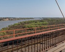 IMG_1033 09/09/2018 - Au fond et au milieu de la photo, le port que nous avons visité avec le bateau Grade Africa. The bridge over the river Parana de las Palmas, you...